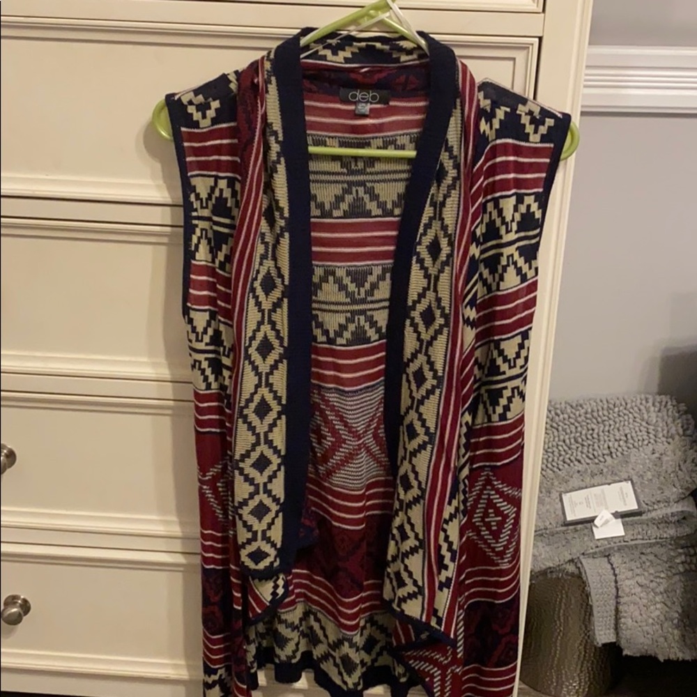 Sleeveless cardigan